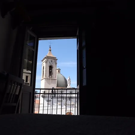 Drommire In Plassa E Clesia Maison d'hôtes Baunei