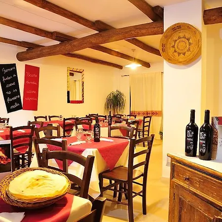 Guest house Drommire In Plassa E Clesia 3*