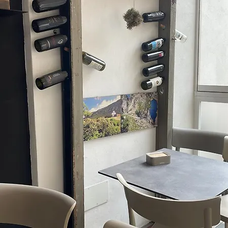 Drommire In Plassa E Clesia בית הארחה באוני