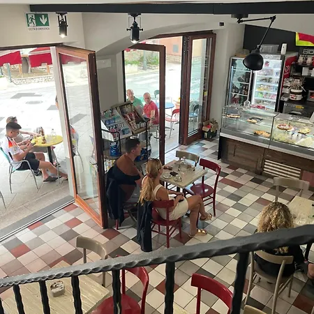 Drommire In Plassa E Clesia 3*