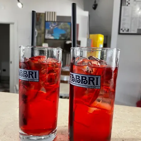 Drommire In Plassa E Clesia