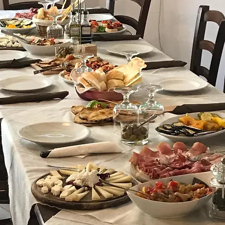 Drommire In Plassa E Clesia Guest house Baunei